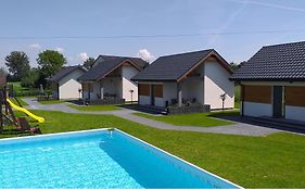 Apartamenty i Domki u Basi